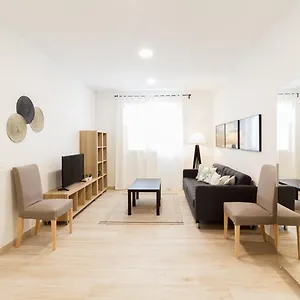 moderno-apartamento-urbano-en-barrio-histrico.in-canary-islands.com/